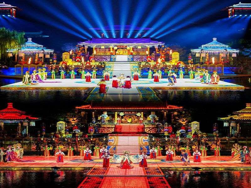 <b>西安•秦始皇陵兵马俑•壶口瀑布•华清宫•长恨歌•大唐不夜城•大慈恩寺•大雁塔 双飞5天4晚游【沿黄壹号•长恨歌】】</b>